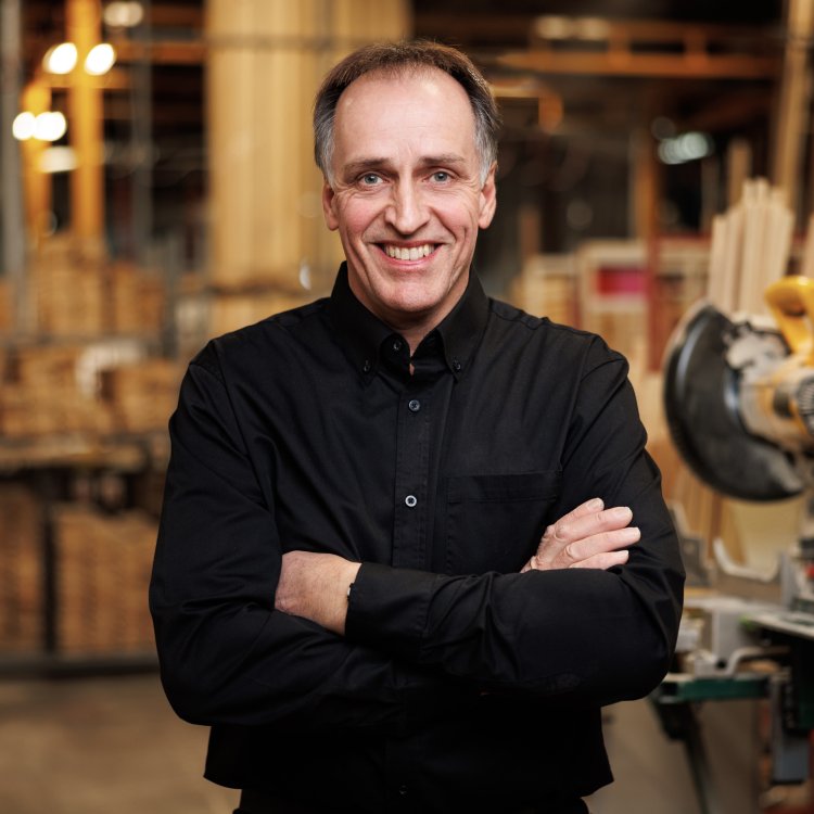 OUR PASSIONATE WOODWORKERS